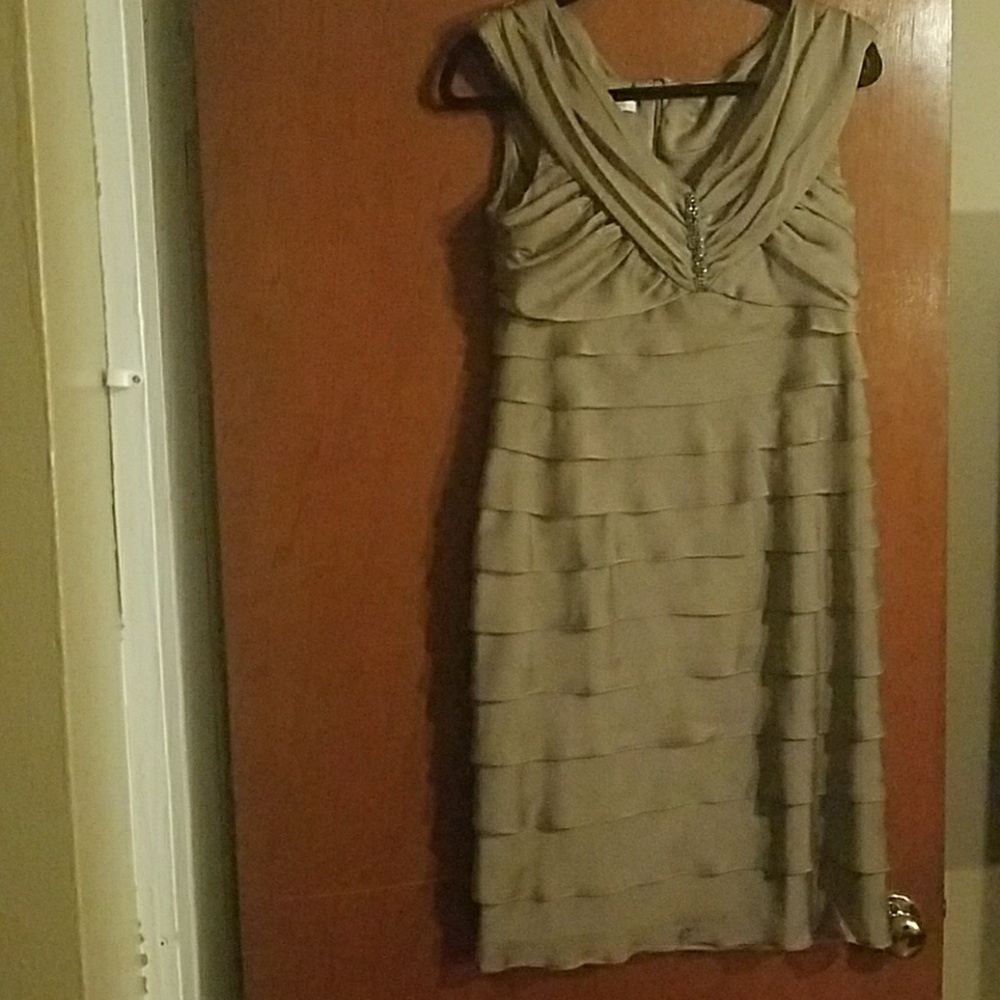 Women's dress